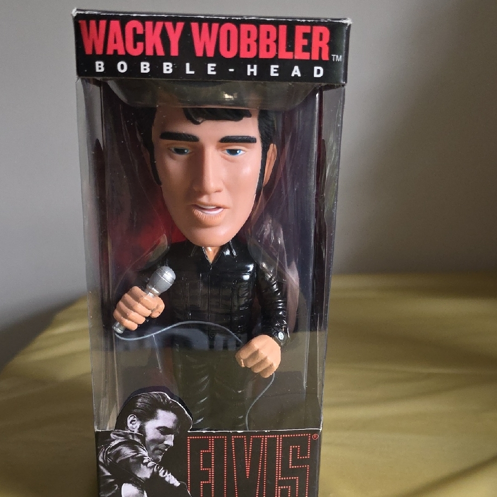 Elvis Wacky Wobbler Bobblehead